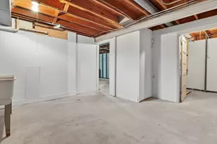 210 Echo Ln, Racine, WI 53406 - Photo 25