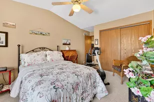 N74W23475 Water Tower Ct, Sussex, WI 53089 - Photo 23