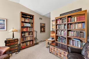 N74W23475 Water Tower Ct, Sussex, WI 53089 - Photo 21