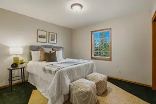 1001 Spring Waters Dr, Oconomowoc, WI 53066 - Photo 23