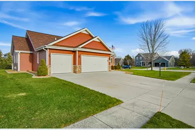 1001  Spring Waters Dr, Oconomowoc, WI 53066 - Photo 33