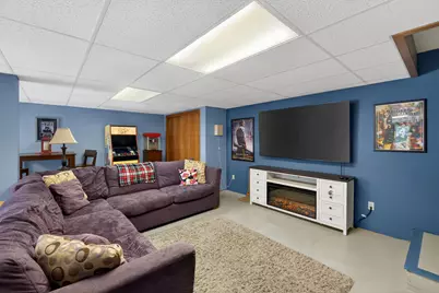 17  Hidden Creek Vw, Hartford, WI 53027 - Photo 11