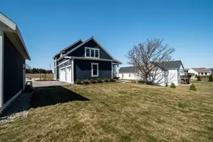 W273N6856 Pintail Ct, Lisbon, WI 53089 - Photo 81