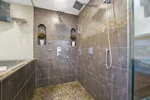 1881 W Main St, Little Chute, WI 54911 - Photo 27