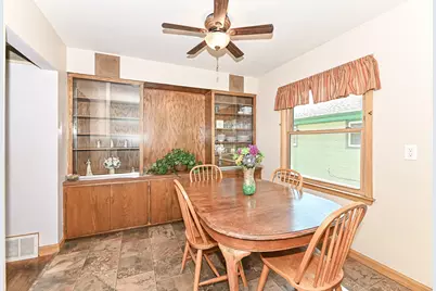 4453 N 69th St, Milwaukee, WI 53218 - Photo 7