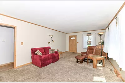 4453 N 69th St, Milwaukee, WI 53218 - Photo 5