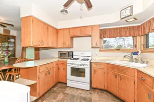 4453 N 69th St, Milwaukee, WI 53218 - Photo 9