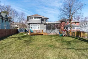 325 14th St, La Crosse, WI 54601 - Photo 35