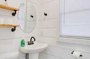 325 14th St, La Crosse, WI 54601 - Photo 23