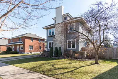 325  14th St, La Crosse, WI 54601 - Photo 3