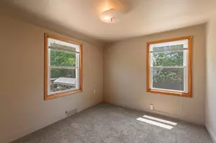 3172 N Riverside Dr, Saukville, WI 53080 - Photo 29