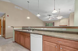 W162S7035 Olive Circle, Muskego, WI 53150 - Photo 9