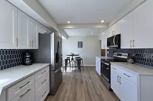 519 W Montclaire Ave, Glendale, WI 53217 - Photo 7