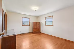 3945 E Holmes Ave, Cudahy, WI 53110 - Photo 33