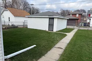 2772 N 52nd St, Milwaukee, WI 53210 - Photo 15