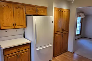 13600 W Forest Knoll Dr, New Berlin, WI 53151 - Photo 5