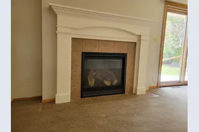 13600 W Forest Knoll Dr, New Berlin, WI 53151 - Photo 11