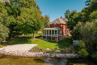 329 S Golden Lake Rd, Summit, WI 53066 - Photo 3