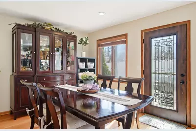 7944  Cooper Rd, Pleasant Prairie, WI 53158 - Photo 17