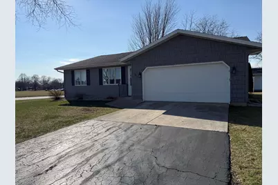 15  Heritage Ln #10, Fond du Lac, WI 54935 - Photo 1