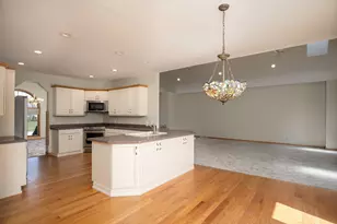 10215 83rd Pl, Pleasant Prairie, WI 53158 - Photo 7