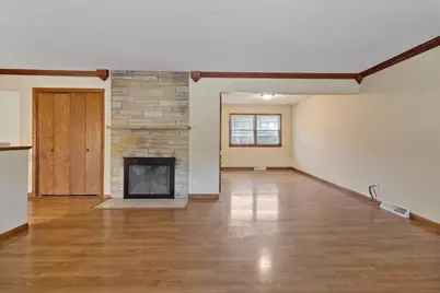 W5906  Valley Pkwy, Shelby, WI 54601 - Photo 11