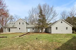 N87W36989 Mapleton Rd, Oconomowoc, WI 53066 - Photo 41