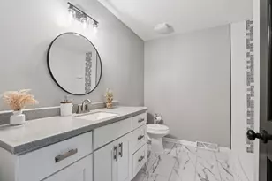 N87W36989 Mapleton Rd, Oconomowoc, WI 53066 - Photo 17