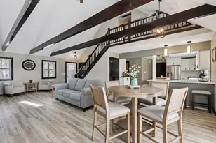 N87W36989 Mapleton Rd, Oconomowoc, WI 53066 - Photo 11