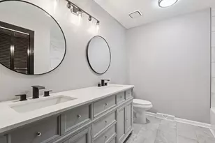 N87W36989 Mapleton Rd, Oconomowoc, WI 53066 - Photo 23