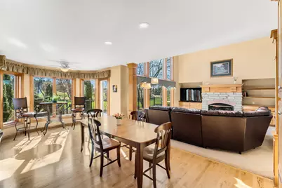 W316S8904  Laurens Pkwy, Mukwonago, WI 53149 - Photo 21