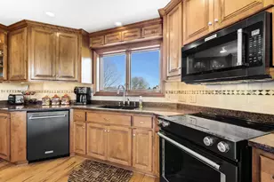 W316S8904 Lauren's Pkwy, Mukwonago, WI 53149 - Photo 19