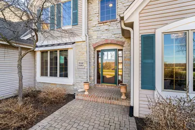 W316S8904  Laurens Pkwy, Mukwonago, WI 53149 - Photo 3