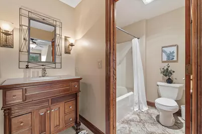 W282N4331  Somerset Ln, Delafield, WI 53072 - Photo 31