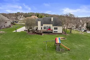 W282N4331 Somerset Ln, Delafield, WI 53072 - Photo 57