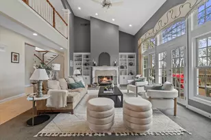 W282N4331 Somerset Ln, Delafield, WI 53072 - Photo 3