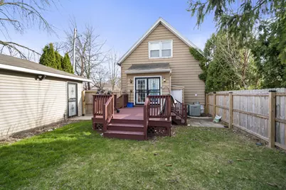 1338 W Brown St, Milwaukee, WI 53205 - Photo 11