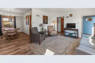 337  Lake Dr, Random Lake, WI 53075 - Photo 7