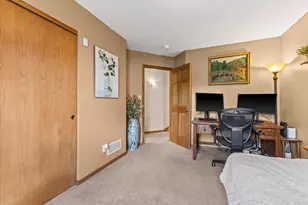 8316 Ivanhoe Pl, Sturtevant, WI 53177 - Photo 19