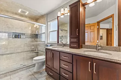 8316  Ivanhoe Pl, Sturtevant, WI 53177 - Photo 15