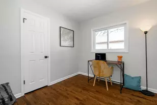 1363 S 91st St, West Allis, WI 53214 - Photo 15