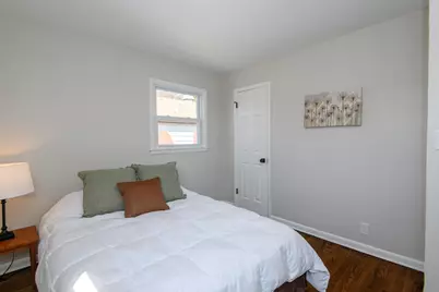 1363 S 91st St, West Allis, WI 53214 - Photo 21