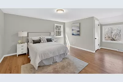 10525 N Fairway Ln, Mequon, WI 53092 - Photo 35