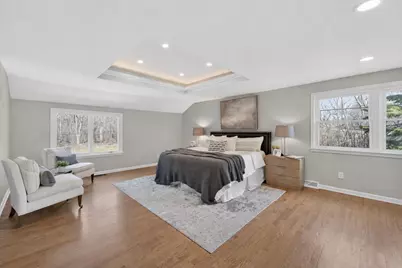 10525 N Fairway Ln, Mequon, WI 53092 - Photo 25