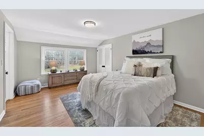 10525 N Fairway Ln, Mequon, WI 53092 - Photo 33