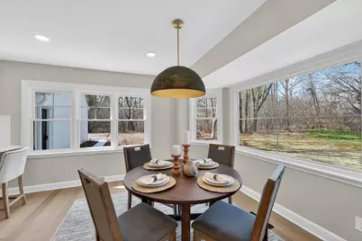 10525 N Fairway Ln, Mequon, WI 53092 - Photo 11