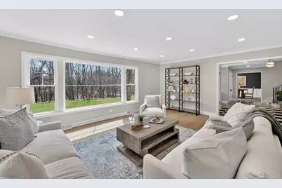 10525 N Fairway Ln, Mequon, WI 53092 - Photo 3