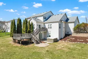 511 Acacia Dr, Saukville, WI 53024 - Photo 33