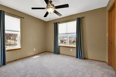 511  Acacia Dr, Saukville, WI 53024 - Photo 15