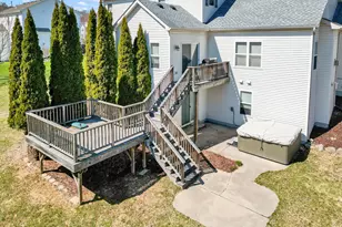 511 Acacia Dr, Saukville, WI 53024 - Photo 31